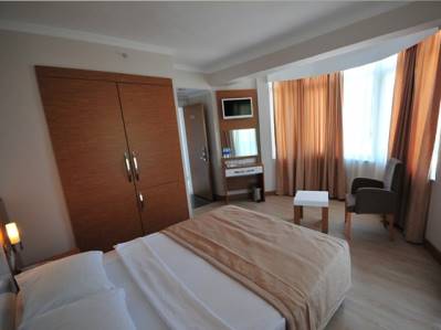 ANNABELLA PARK HOTEL